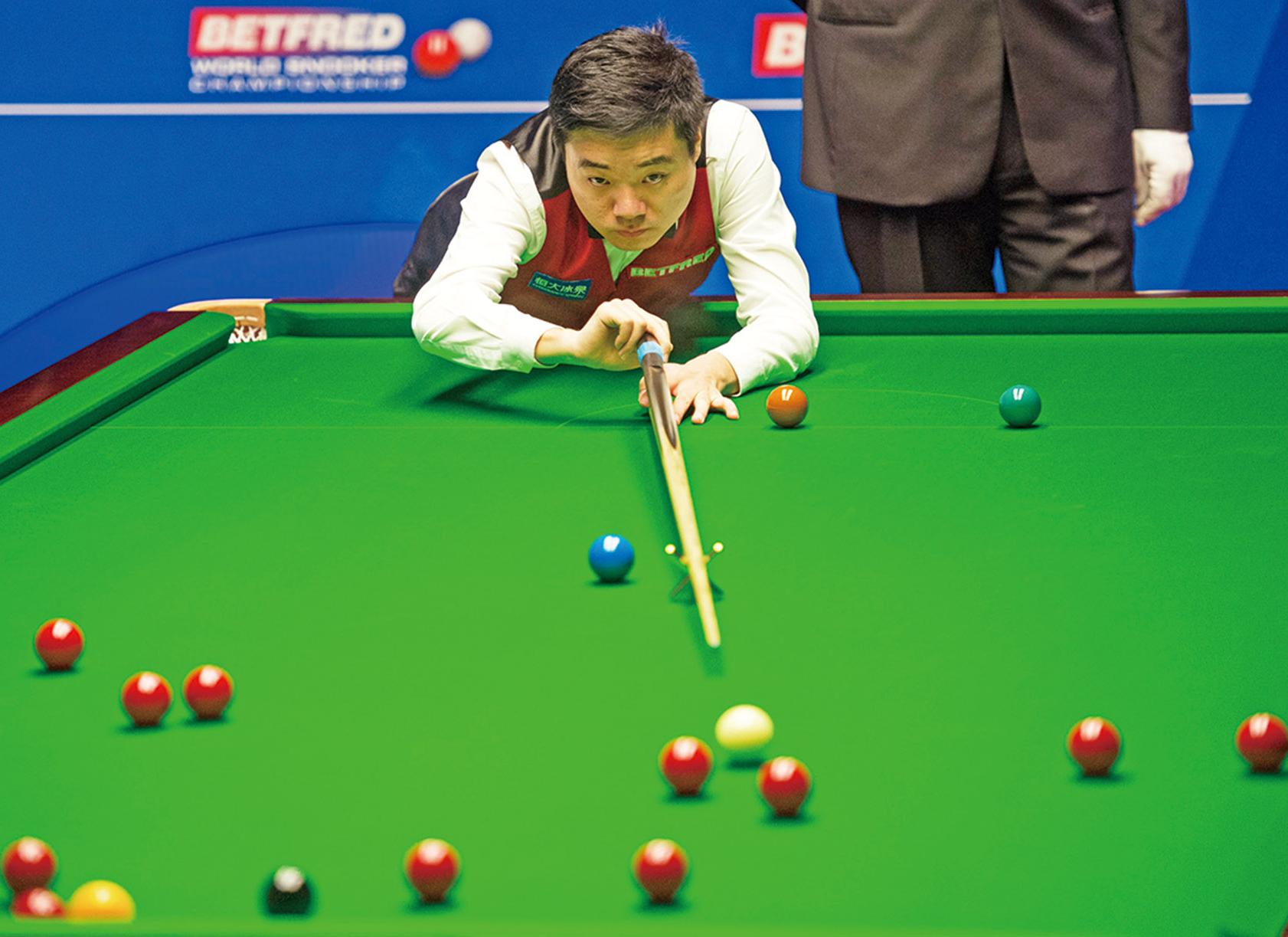 攻浪潮中露 攻浪潮中露