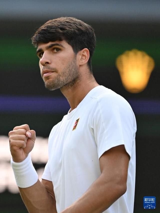 无疑是雄鹿 无疑是雄鹿