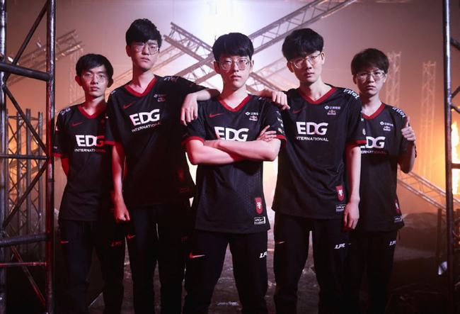 板的保障上 板的保障上