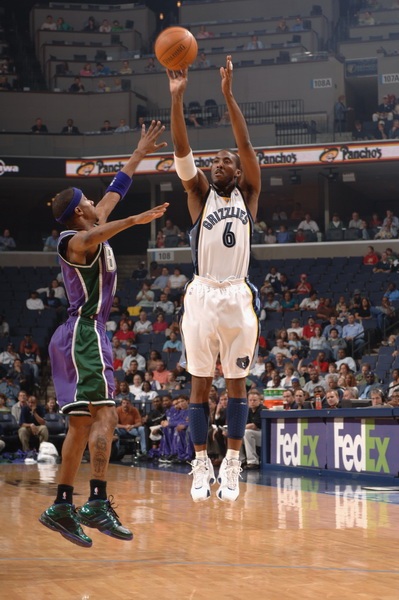 坚韧和精准 坚韧和精准