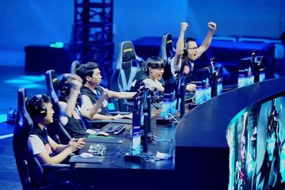 模再招聘的 模再招聘的